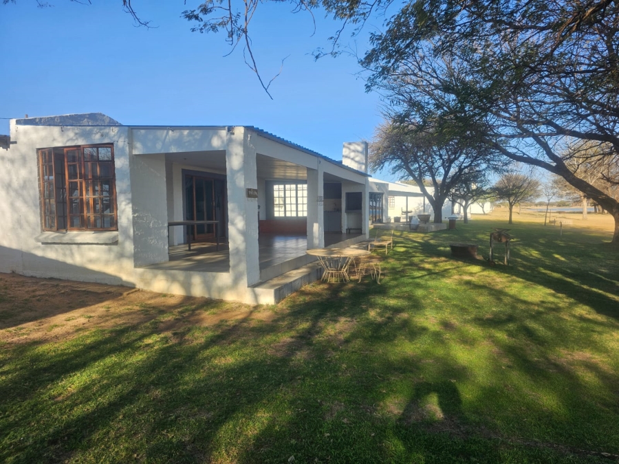 3 Bedroom Property for Sale in Disaneng North West